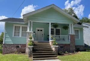 Sparkle City Cottage