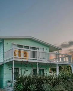 Sunny Beach Box - Sunset Strip