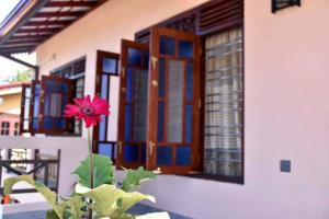 Rangana Holiday Home