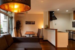 Nice house! 2 Mins from Imaike station Free WiFi