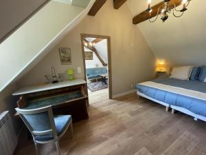 Maisons de vacances Gite de charme aux portes d-Amboise avec grand jardin et Wi-Fi - FR-1-381-604 : photos des chambres