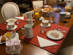 Chambre spacieuse avec piscine et parking privé - FR-1-410-464