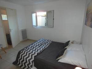 Maisons de vacances Maison vacances Fromentine 4 pers, veranda, animaux admis, jardin, parking - FR-1-540-309 : photos des chambres