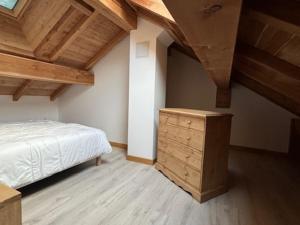 Superbe duplex style refuge avec parking pour 5 pers - FR-1-445-216