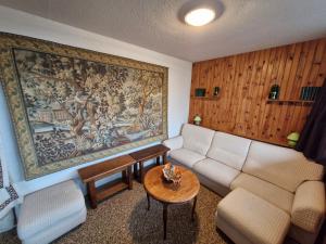 Appartement spacieux au pied des pistes à Super Besse - FR-1-814-87