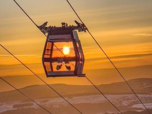 Appartements Appartement spacieux au pied des pistes a Super Besse - FR-1-814-87 : photos des chambres