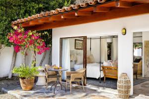 Auric House - Korakia Hotel private villa pool