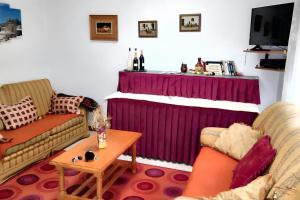 Welcoming House in Burgos with Terrace and City View