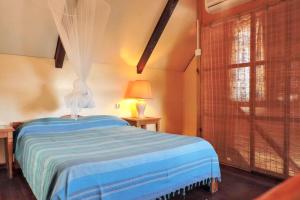 Charming Bungalow in Blue Bay with Terrace