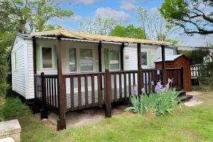 Maisons de vacances Bungalow Charmant a Sampzon 32 m² avec Vue Montagne : photos des chambres