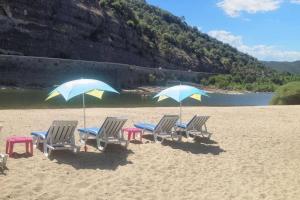 Maisons de vacances Bungalow Charmant a Sampzon 32 m² avec Vue Montagne : photos des chambres