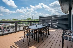 Nashville Rooftop Escape Rooftop City View Walkable