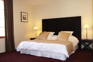 Hotels Hotel Burgevin : photos des chambres