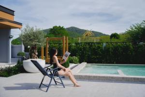 OceanNew Pool Villa บ้านพักพลูวิลล่าสัตหีบ