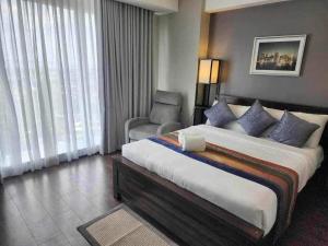 1 bedroom aeon Tower