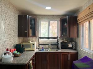 Al Karak House sharing Apt