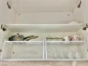 Cozy Apartment with Wifi, Balcony, Washer