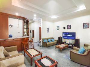 Palma Villa Homestay Klaten I Mountain Merapi view house near Klaten Town Square