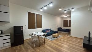 NEW! The Quartz Residence l 2-4Pax l 4KM to Jonker