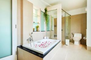 Jai Tiki Retreat - Adult Only