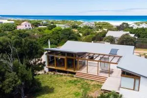 Swallows Perch Beach Getaway - Solar Backup - Bettyʼs Bay