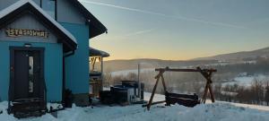 DOMEK NIEBIESKI W BESKIDZIE MAŁYM