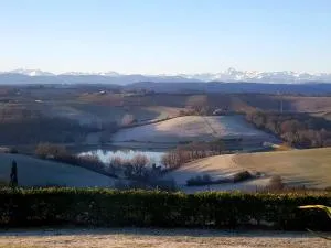 Maison spacieuse face aux Pyrénées - 迪尔福尔