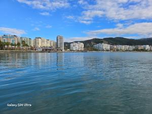 Beachfront apartment 140 m2 Best location