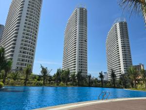 Condo tel at star bay