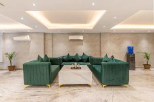 Hotel AVAAS - Faiz Road Karol Bagh