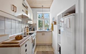 Four-Bedroom Holiday Home In Humble