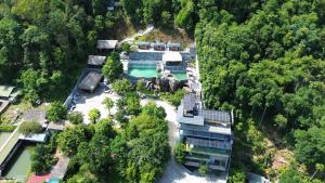 Lotus Premium Lodge - Lotus Group Tours