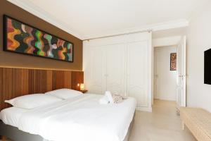 Le Palais Royal Elégant Confortable -Balcon 100 mètres Croisette