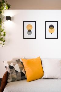 Bright and Quiet home with Terrace - M3 Lodi 10min