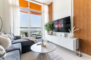 Modern 1-BR Golf Course View in Golf Vita