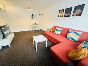 Luton Parkway Apartment-4 guests- free parking - Harpenden