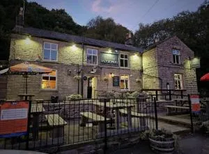 The Ladybower Inn - Castleton