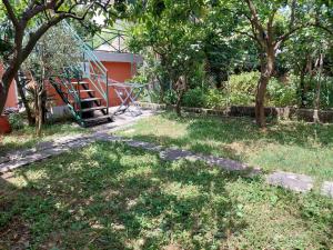 Garden apartmant near sea