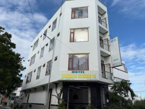 Khách Sạn Hương Trầm 5