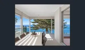 The Entrance Beach Front Resort - Killarney Vale