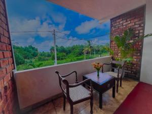 Ocean Wave Hikakduwa