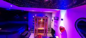 B&B / Chambres d'hotes spa privatif Dydy's love saint amand les eaux : photos des chambres