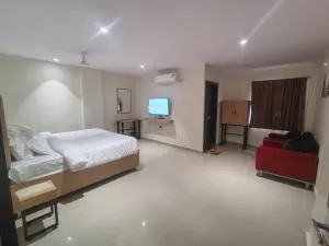 HOTEL BLUEEARTh - 维沙卡帕特南