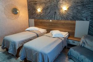 Triple Room room in Hotel Dorobanti
