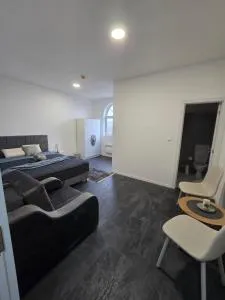 Stari Vuk - Sremčica