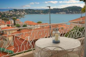 Appartements FRGK  Vue mer imprenable Villefranche : photos des chambres