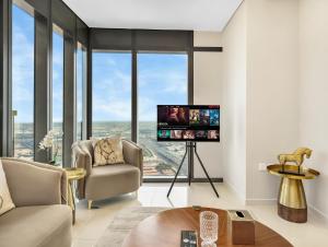 Lux Apartments in BusinessBay, Canal views, Great Location