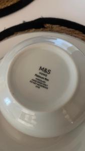 Tropical Sun Homes - Beautiful spacious 3 bed home in a serene environment with free parking for 2 cars