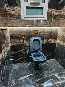 شقة حديثة للايجار لاصحاب الذوق العالي في ارقى مناطق المهندسين