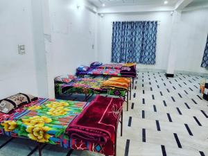 Prabhat Guest House